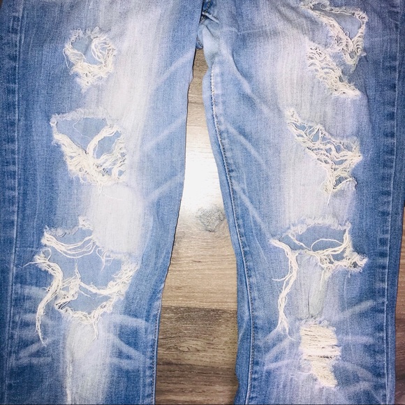 Flying monkey distressed light wash jeans - Picture 2 of 8